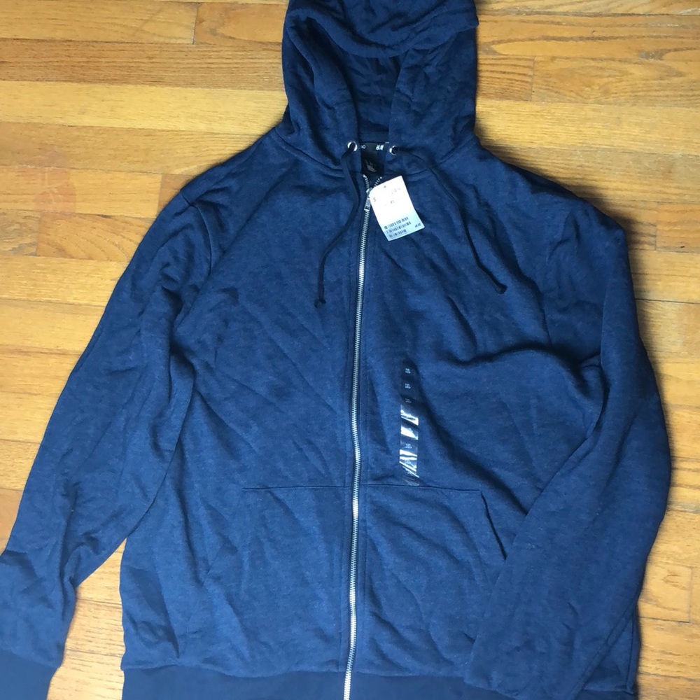 NWT: MENS H&M BASIC BLUE SWEATSHIRT SIZE XL